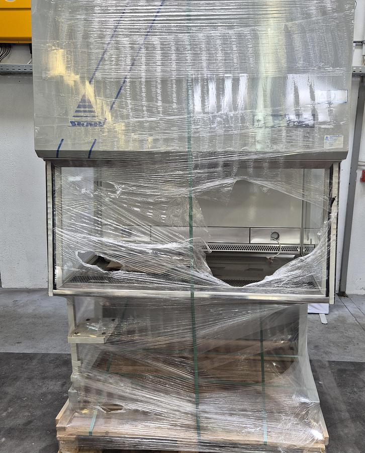 Gebraucht Thermo Electro Corporation Sicherheitswerkbank der Klasse II S2010 1.2 EN SG 1LN
