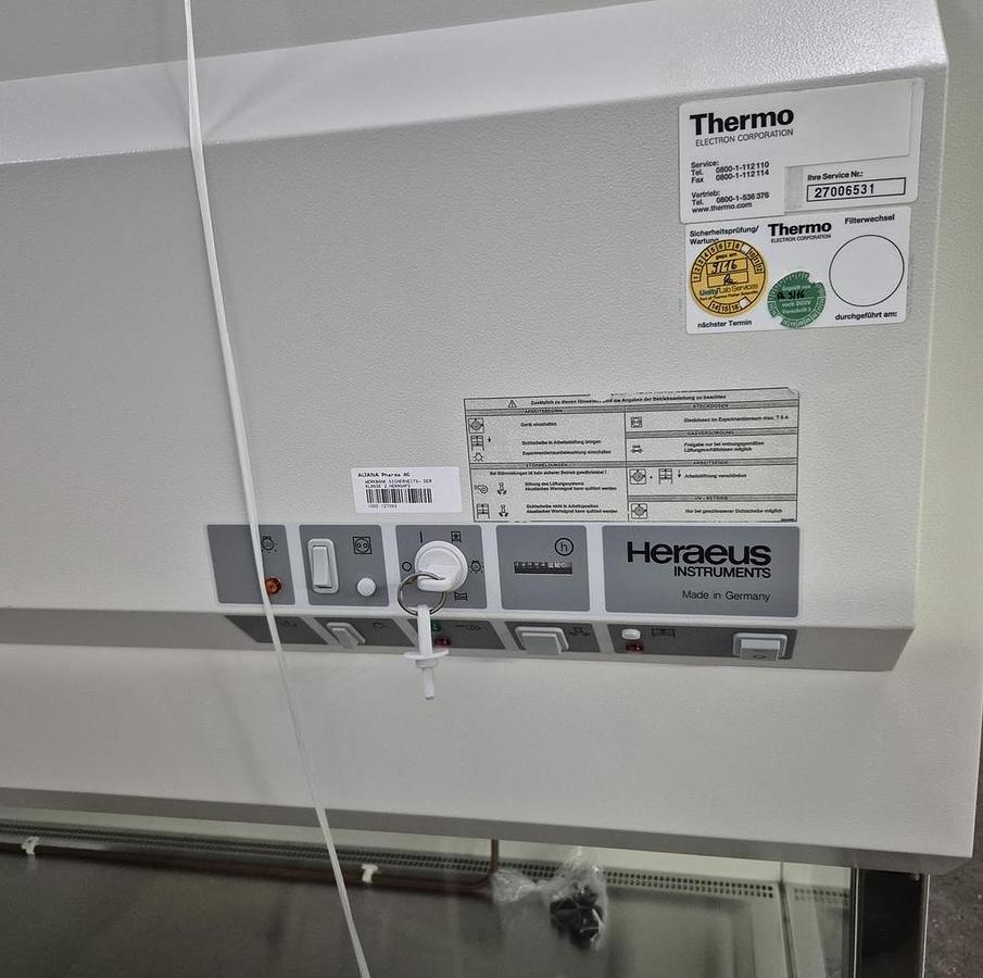 Gebraucht Heraeus Herasafe Sicherheitswerkbank HS 15 Klasse 2