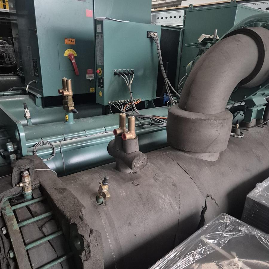 Gebraucht YORK YMC2 S300 AA Chiller