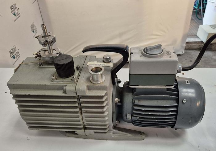 Gebraucht Drehschieber-Vakuumpumpe - Leybold-Heraeus D16A