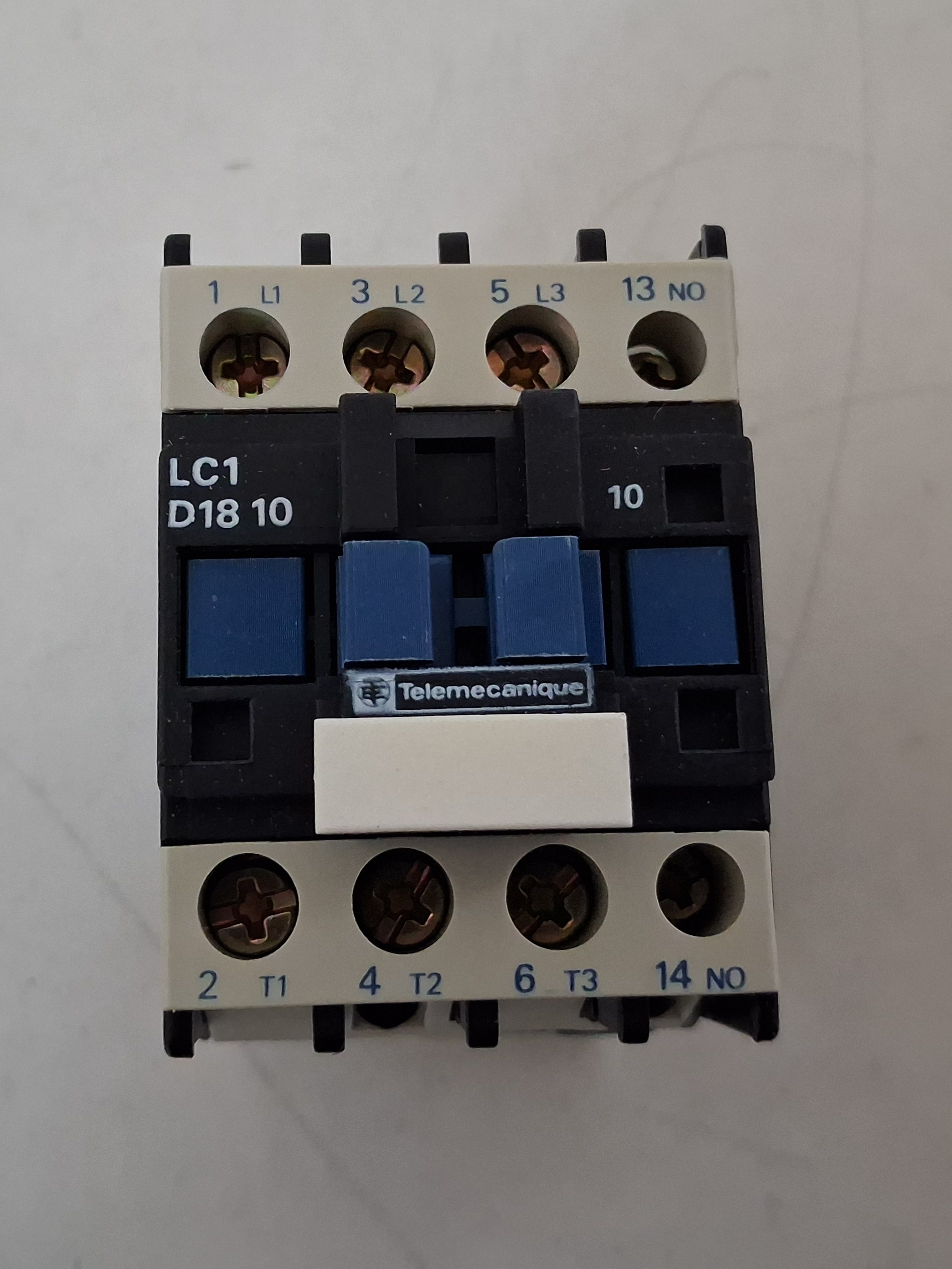 Gebraucht LC1D1810M7