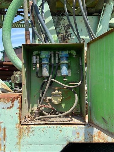 Used 1979 Chicago Pneumatic 600 Drill Rig