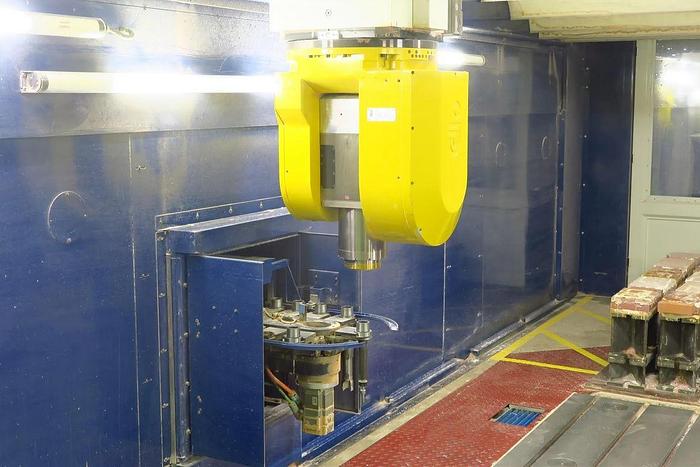 Used JOBS LINX COMPACT 30 CNC GANTRY TYPE MILLING MACHINE