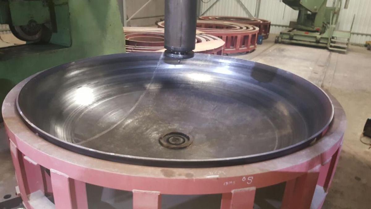 Used Schleifstein Dished End Forming Press/Flanging Machine