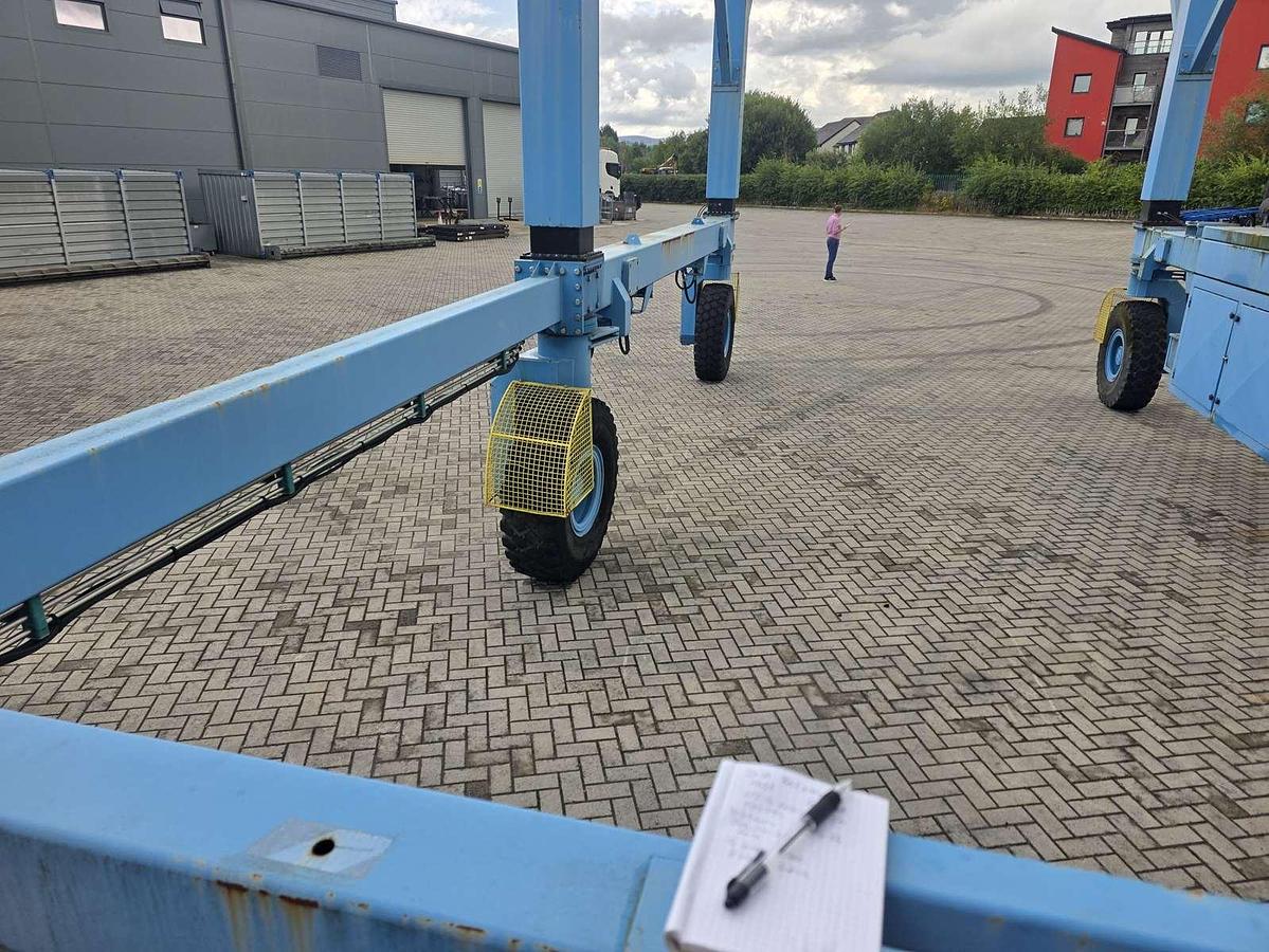 Refurbished ASCOM 20 ton Rubber Tyre Gantry
