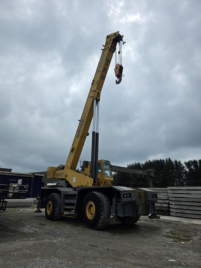 Used Grove/Coles Husky 45 ton Capacity Rough Terrain Mobile Crane