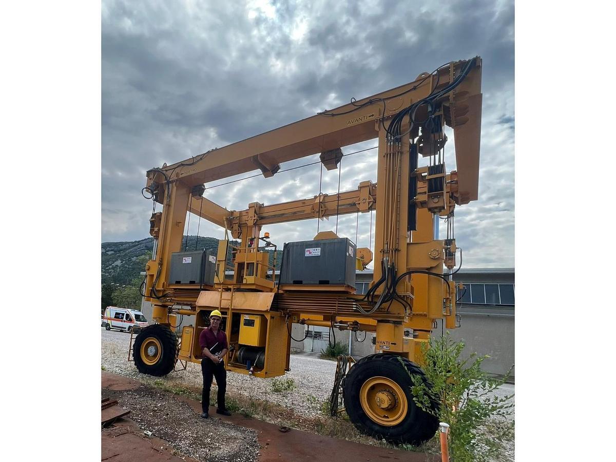 Used ASCOM 50 ton Capacity Rubber Tyre Gantry