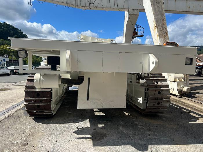 Used 150 Tonne Rough Terrain Crawler Type Transporter