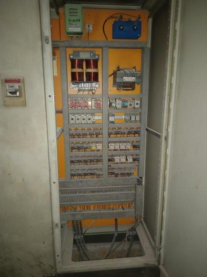 Used Schleifstein Dished End Forming Press/Flanging Machine