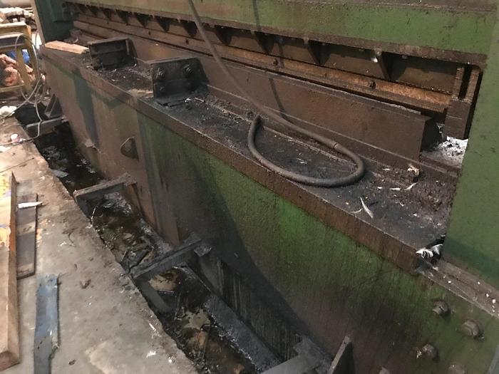 Used HUGH SMITH 300 ton x 4.5m Hydraulic Press Brake/Prebending Press