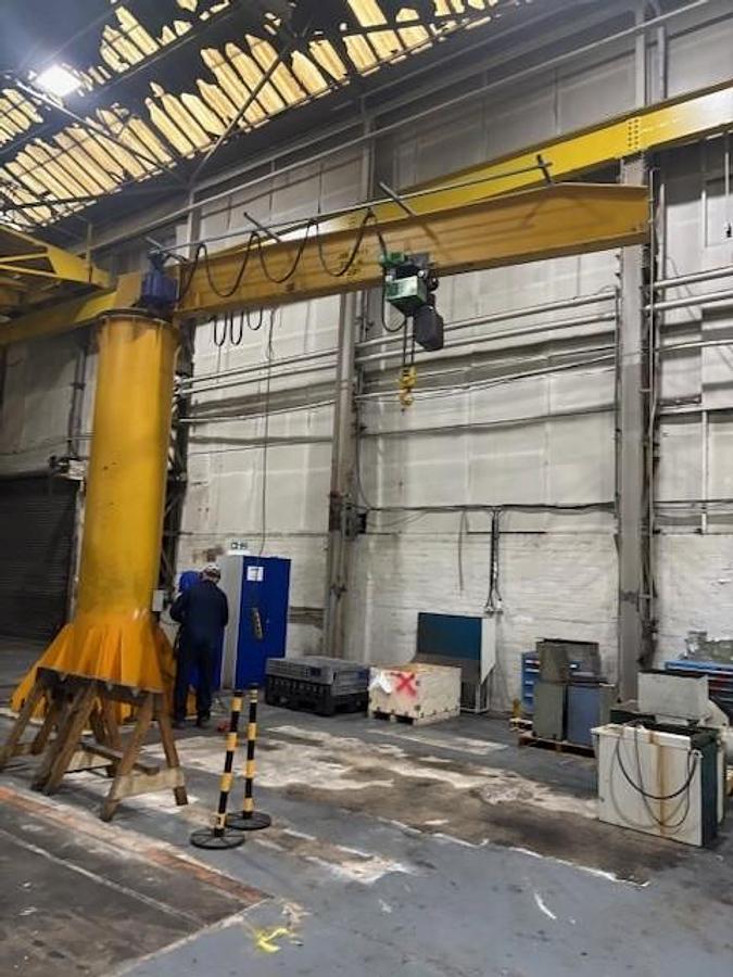 Used 4000kg Capacity Swing Jib Crane