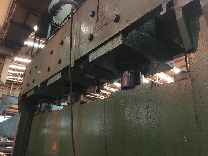 Used HUGH SMITH 300 ton x 4.5m Hydraulic Press Brake/Prebending Press