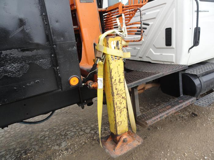 Used 2004 International / Peterson  4300 / TL