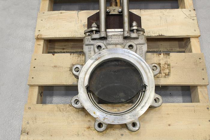 Used True Line 8" Hand Operated Knife Gate Valve #44024