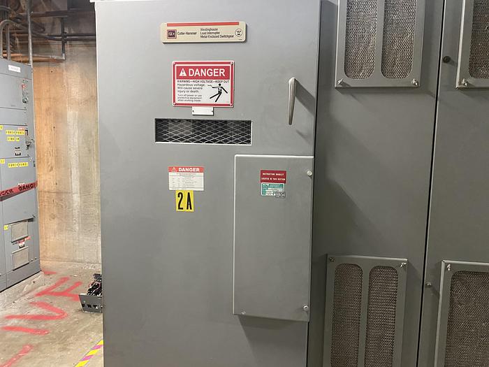 Used CUTLER HAMMER 3000 / 4500 KVA DRY TYPE TRANSFORMER W/ BREAKERS AND SWITCH