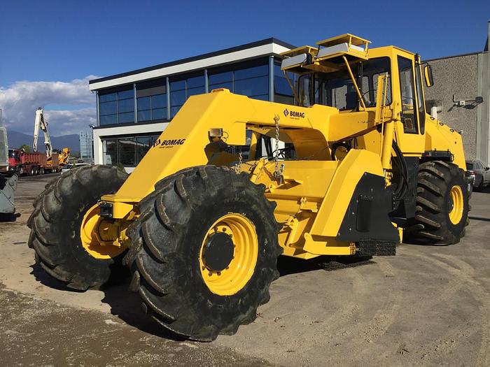 Used 2006 BOMAG  MPH 122-2