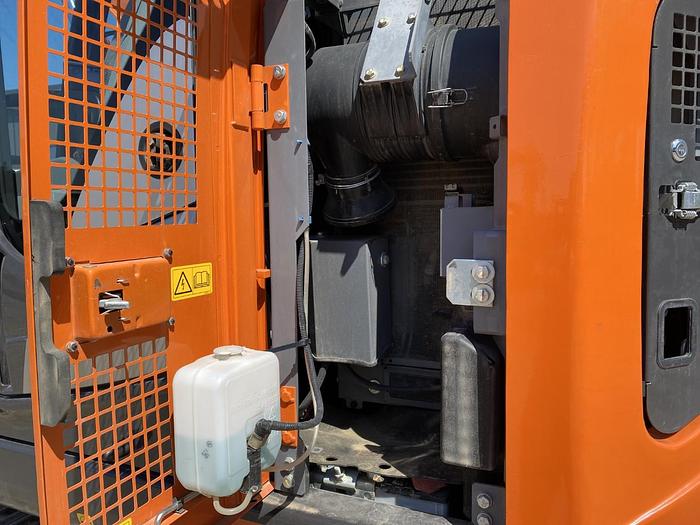 Usato 2019 HITACHI ZX135US-6