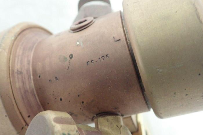 Used Fisher Scientific Company FS-125 Compressed Gas Regulator with CGA-580 Fitting