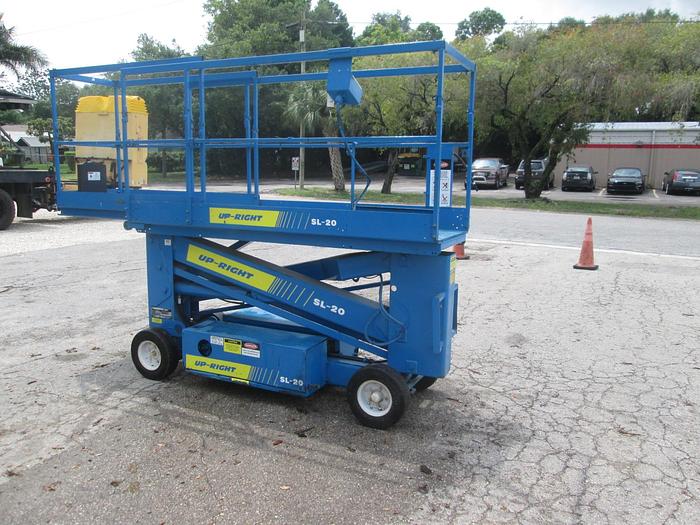 Used Up-Right SL20 Motorized Man Lift