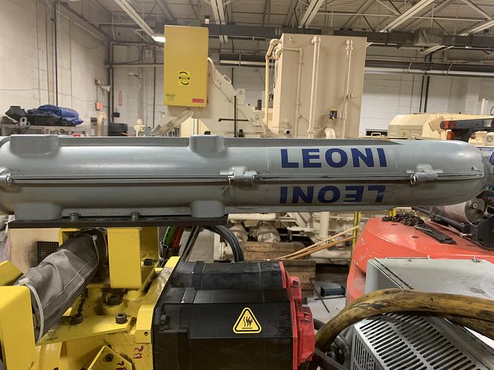 Used FANUC R2000iB/210F 210KG X 2655MM REACH 6 AXIS CNC ROBOT W/R30iA CONTROLS WITH ARO SERVO GUN