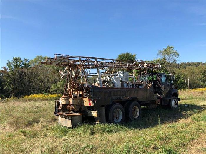 Used 1965 Davey M8A Drill Rig - Table Drive