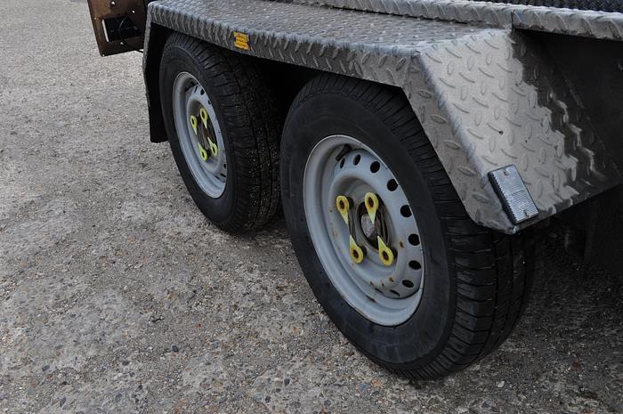 Used INDESPENSION TYPE V20 2.7T