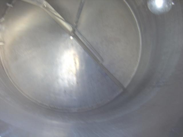 Usado 2000 GALLON PROCESSOR TANK. CHESTER-JENSEN SERIAL CJ6201DS