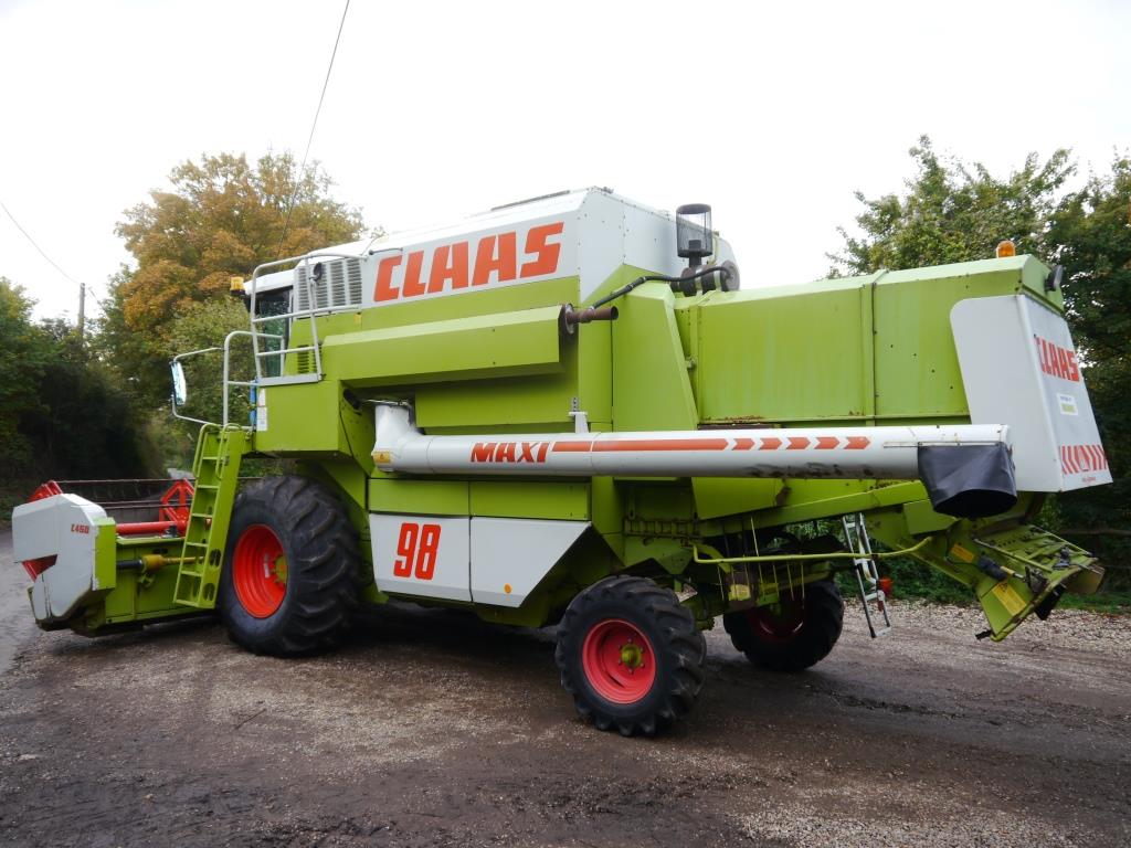 Used Claas Dominator 98 Maxi Combine Harvester