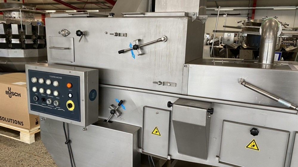 Used Hiwell pre-duster flouring machine 400mm