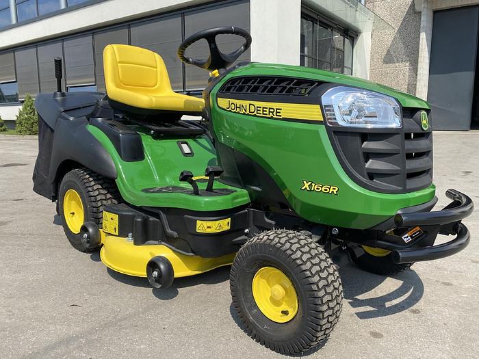 JOHN DEERE X166R