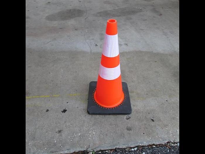 New 28 Inch Traffic Cones