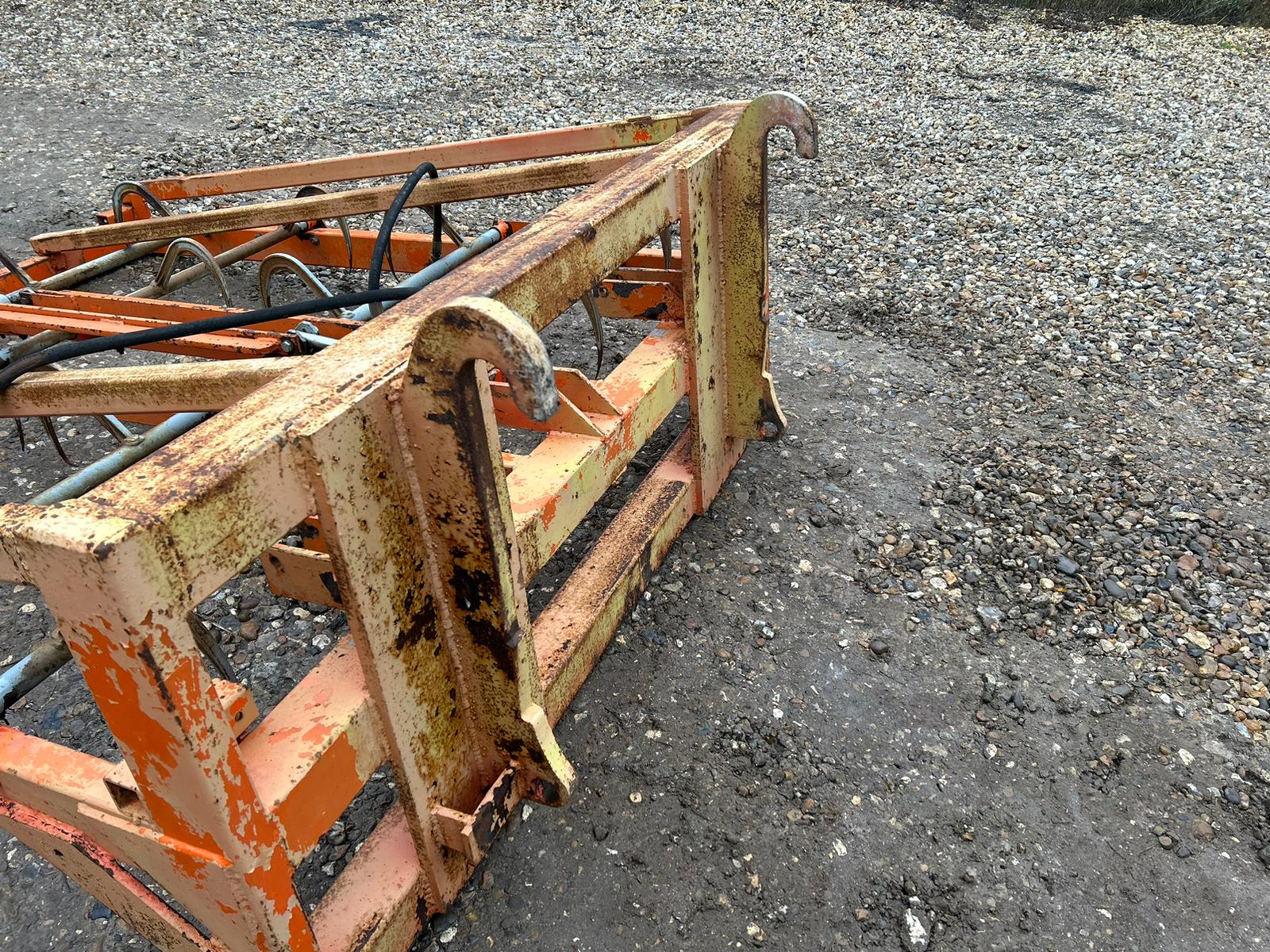 Used Ritchie Flat 8 Bale Grab