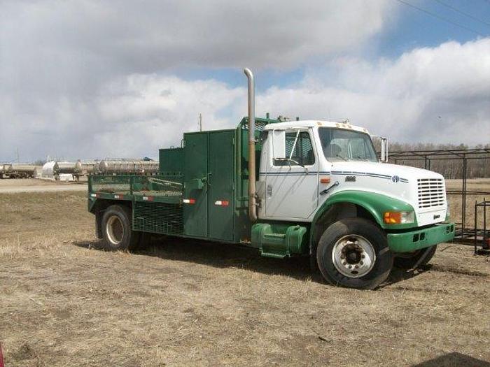Used 1997 IHC INTERNATIONAL 4900 S/A Service Truck