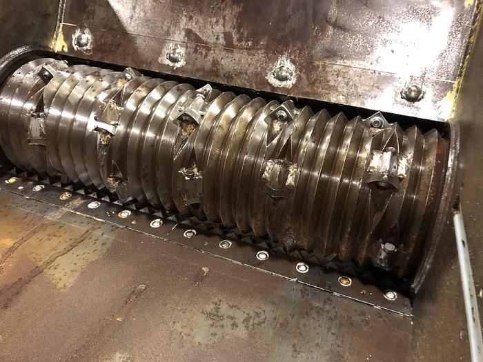 Used VECOPLAN RG42/40 XL PV SHREDDER W/ CONVEYOR