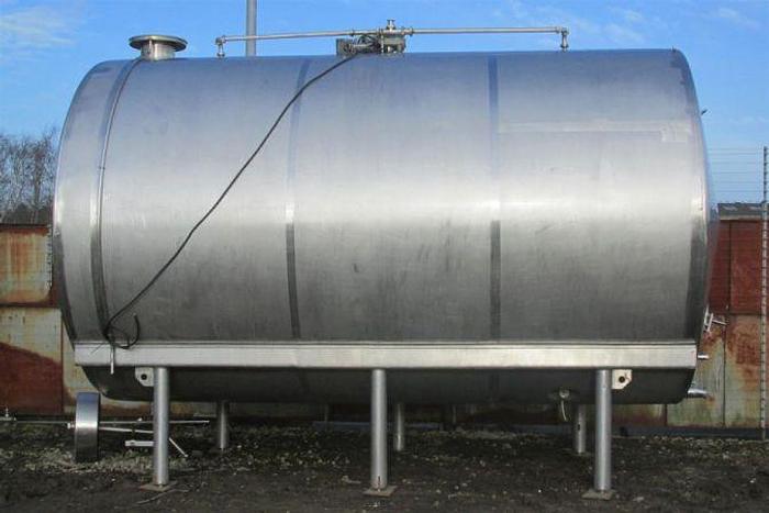 Used 5000 Gallon Stainless Steel Horizontal Tank