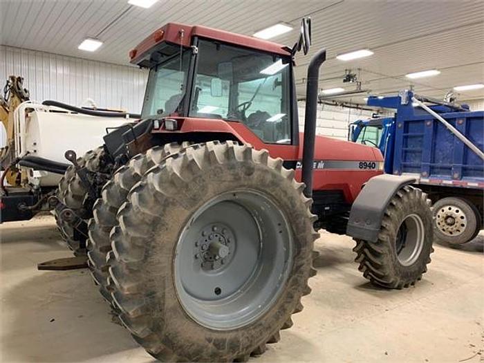 Used 1998 CASE IH 8940