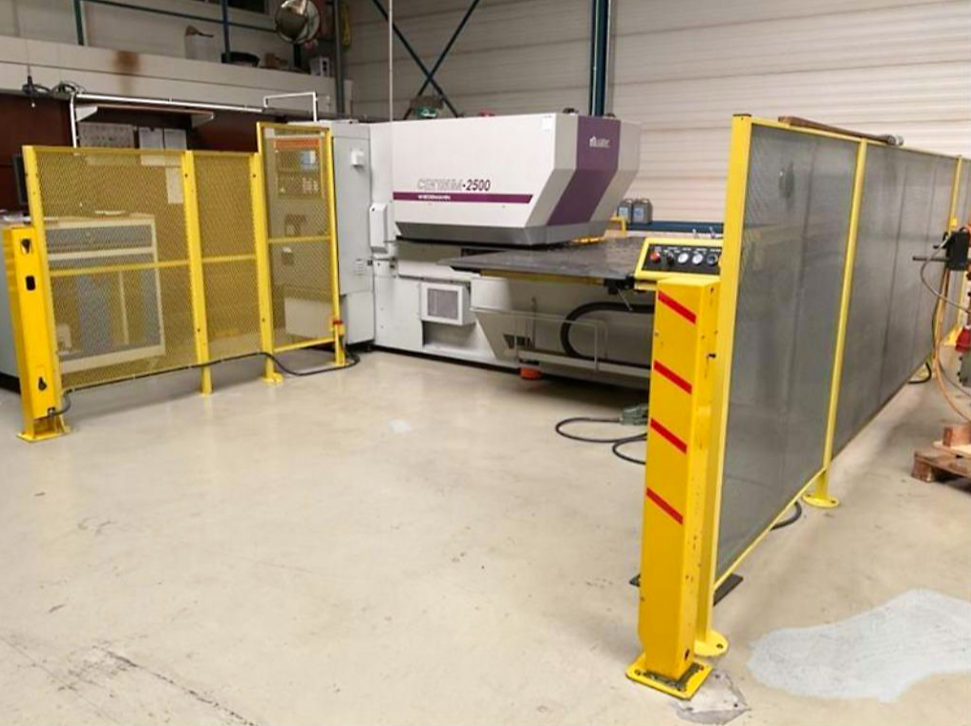 Used Murata Wiedemann Centrum 2500 - Punching Machine - 1999