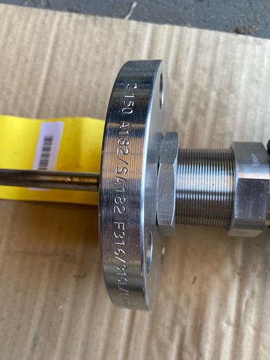 Used Rosemount 5301HA1S2V4BE01206AAE5M1C1Q4, 5300 Series Level Transmitter 132" Probe