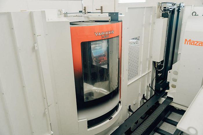 Used 2022 Mazak Variaxis i-600 CNC Vertical Machining Centers, 5th Axis Trunnion Table/ B Axis, 12 Palletech
