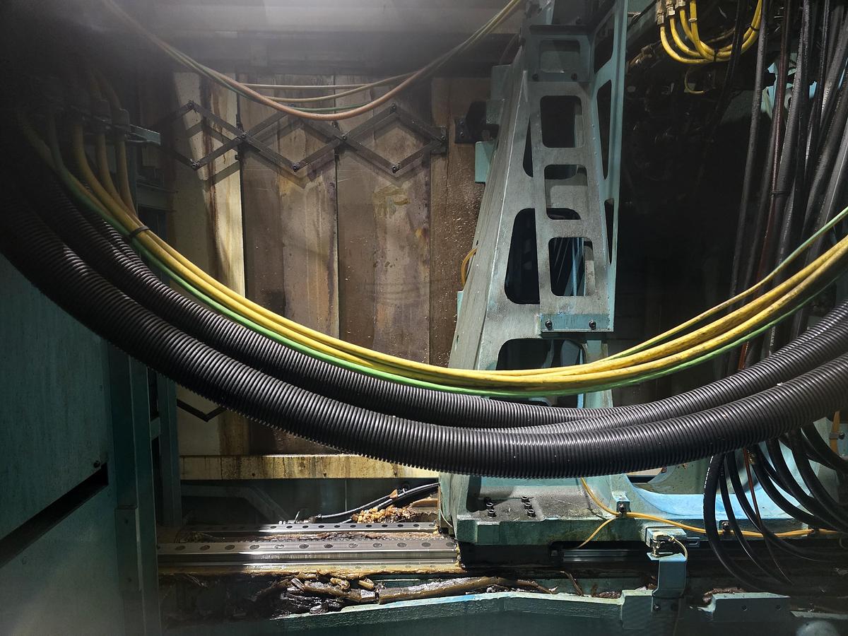 Used 2008 Mazak HCN 6800II