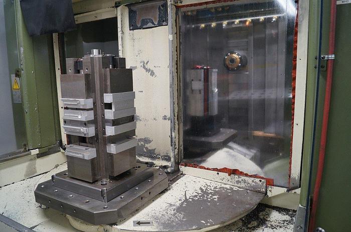 Used Used 1999 Makino A66 Horizontal Machining Center