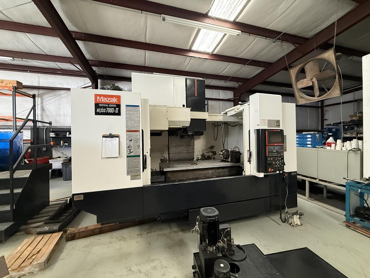 Used 2011 Mazak VCN 700D / 50II with 4th Axis Table
