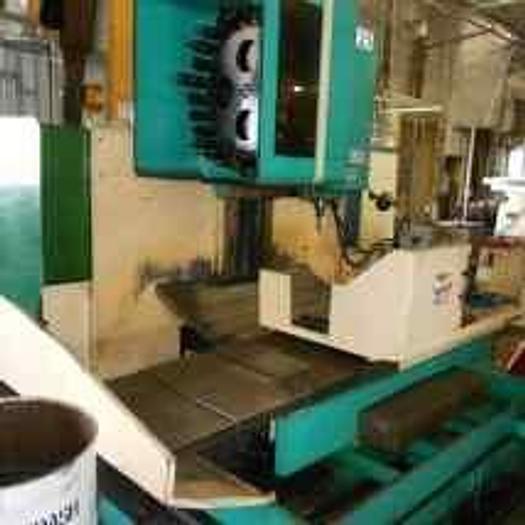 Used 1999 Dah Lih MCV1020 4-Axis