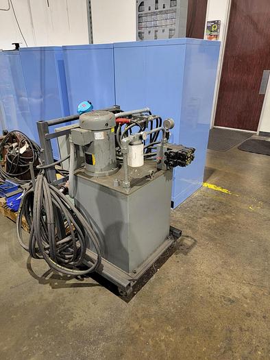 Used 2012 SNK BHP 130 3.5 CNC TABLE TYPE 4 AXIS HORIZONTAL BORING MILL