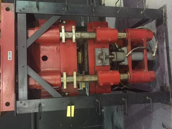 Used Williams White 380 Ton Rubber pad press