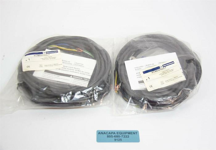 Used Telemecanique Schneider Electric XCMD2101L7 End/Limit Switch NEW LOT OF 2 (9125)