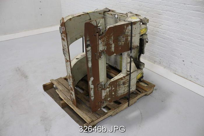 Used Cascade 60G-RCP-B003R2 Roll Clamp #32646