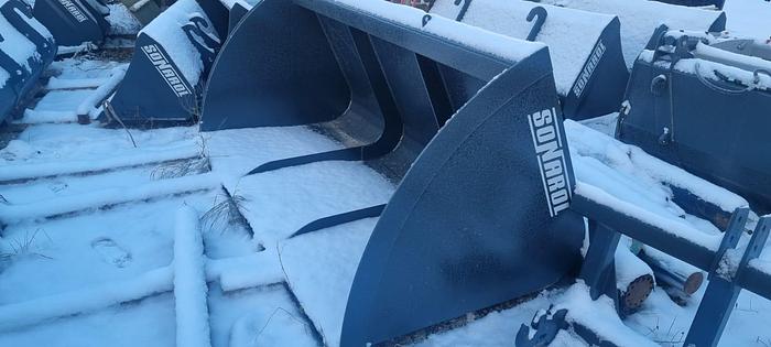 2022 Volumenschaufel 240 cm passend zu CAT TH407C Aufnahme