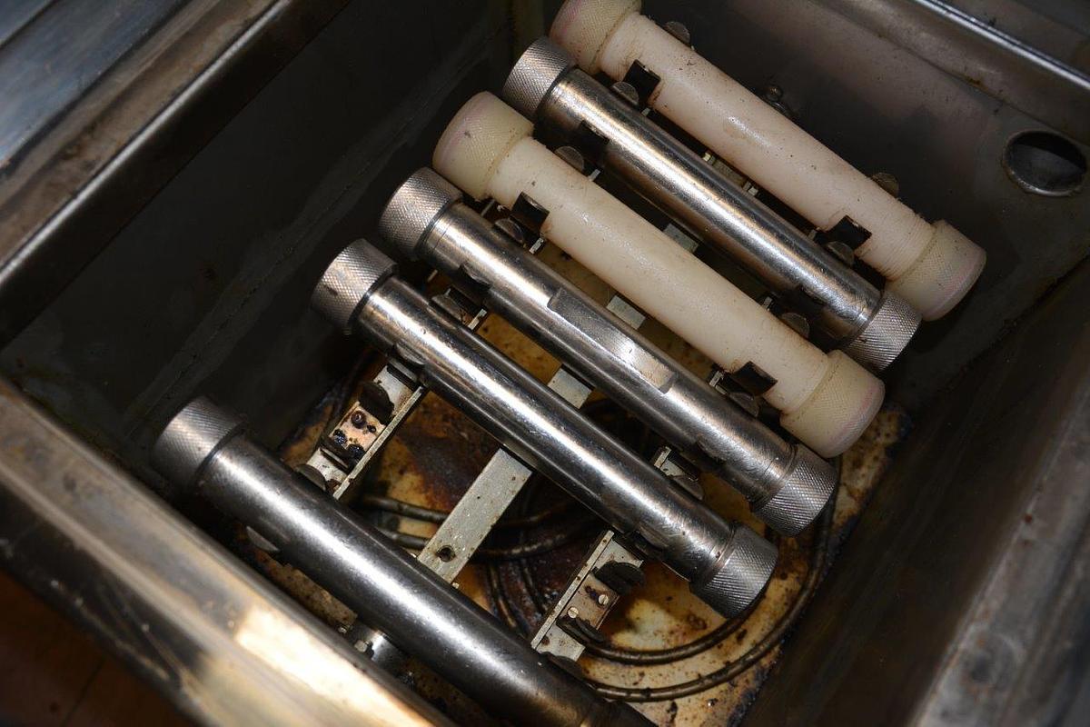 Used ΕΡΓΑΣΤΗΡΙΑΚΗ ΒΑΦΗ / ROTADYER / HT