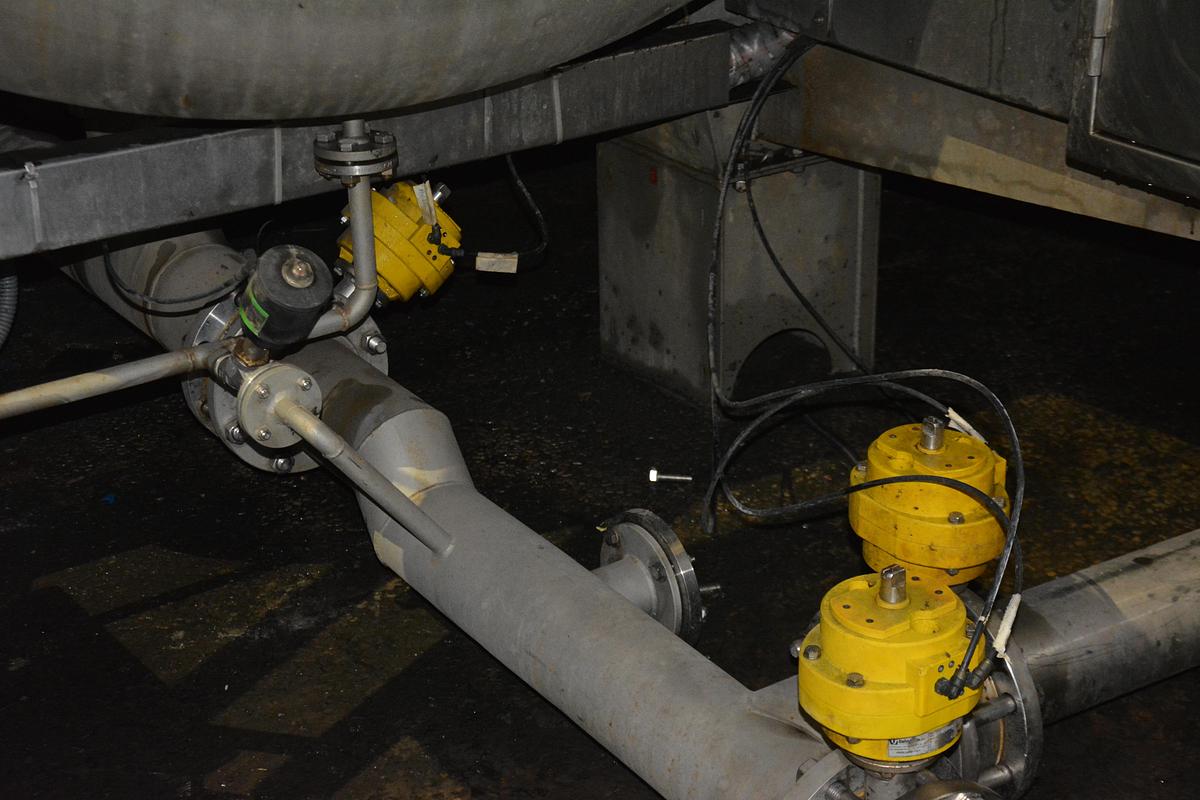 Used Sclavos HT dyeing machine Year 2002